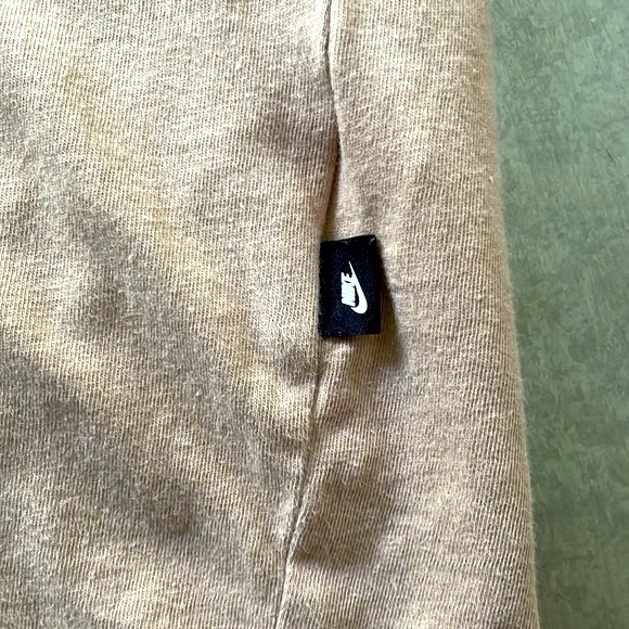 Nike Men’s Nike Sportswear Moving Company Graphic Tee - Tan M - Picture 9 of 14